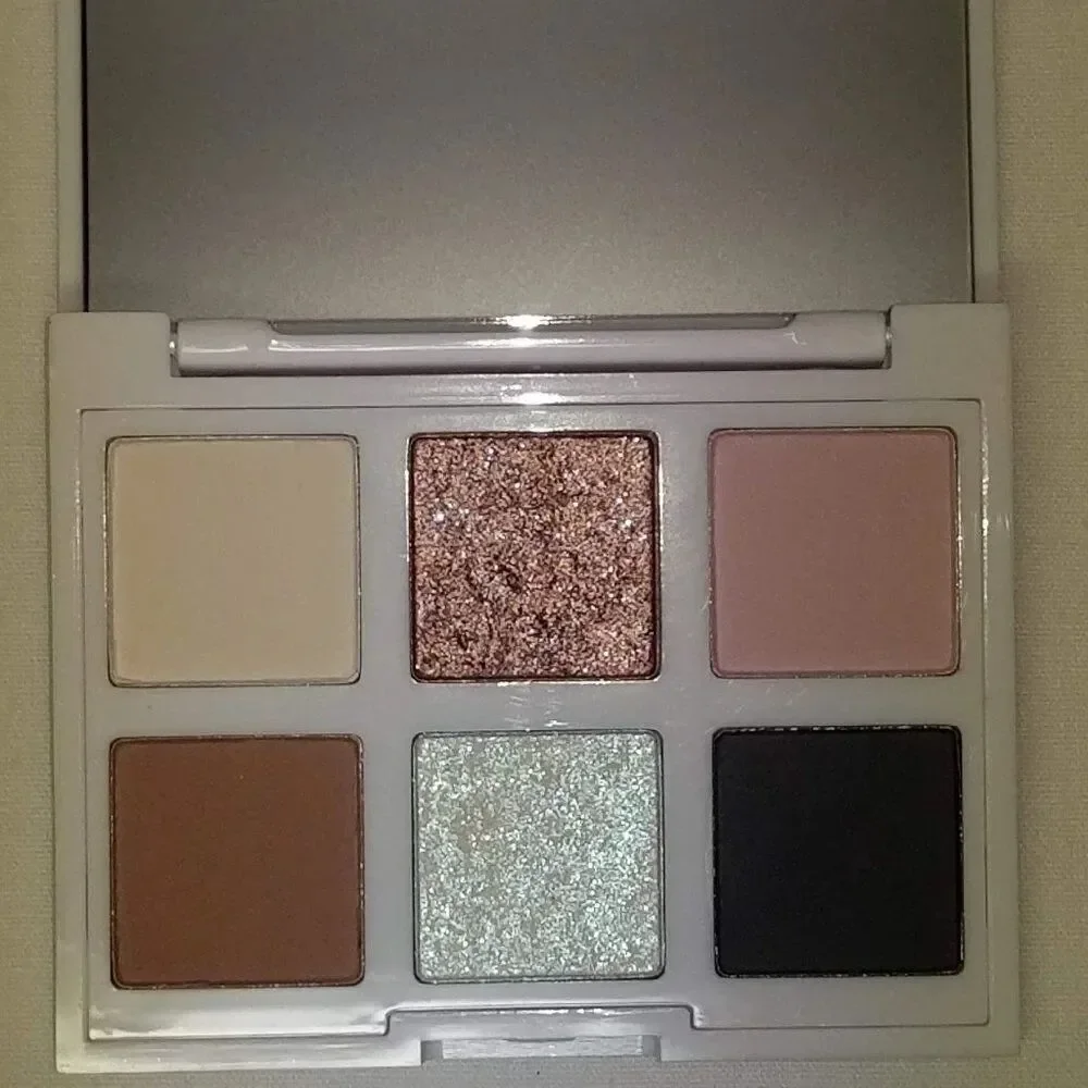 Lithe Beauty - Astral Eyeshadow Palette